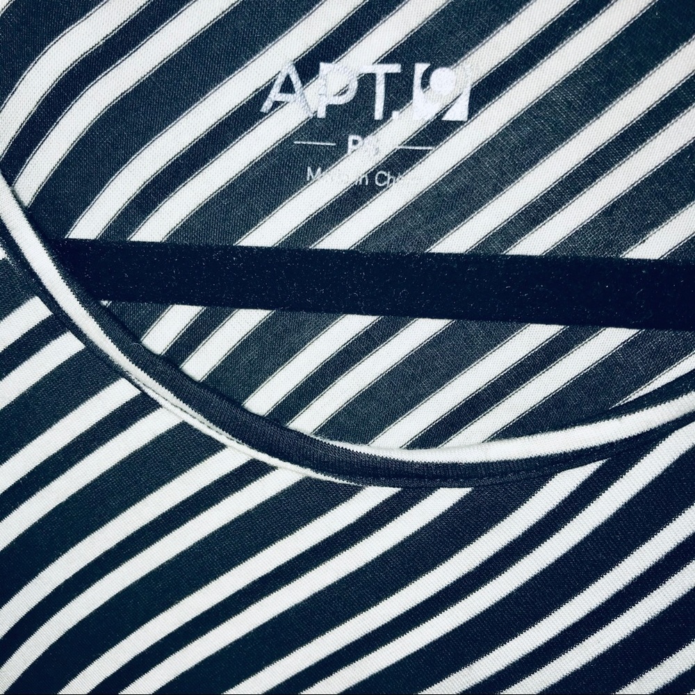 Apt. 9 Petite Striped Peplum Top Black White Short Sleeve PS - Picture 4 of 5